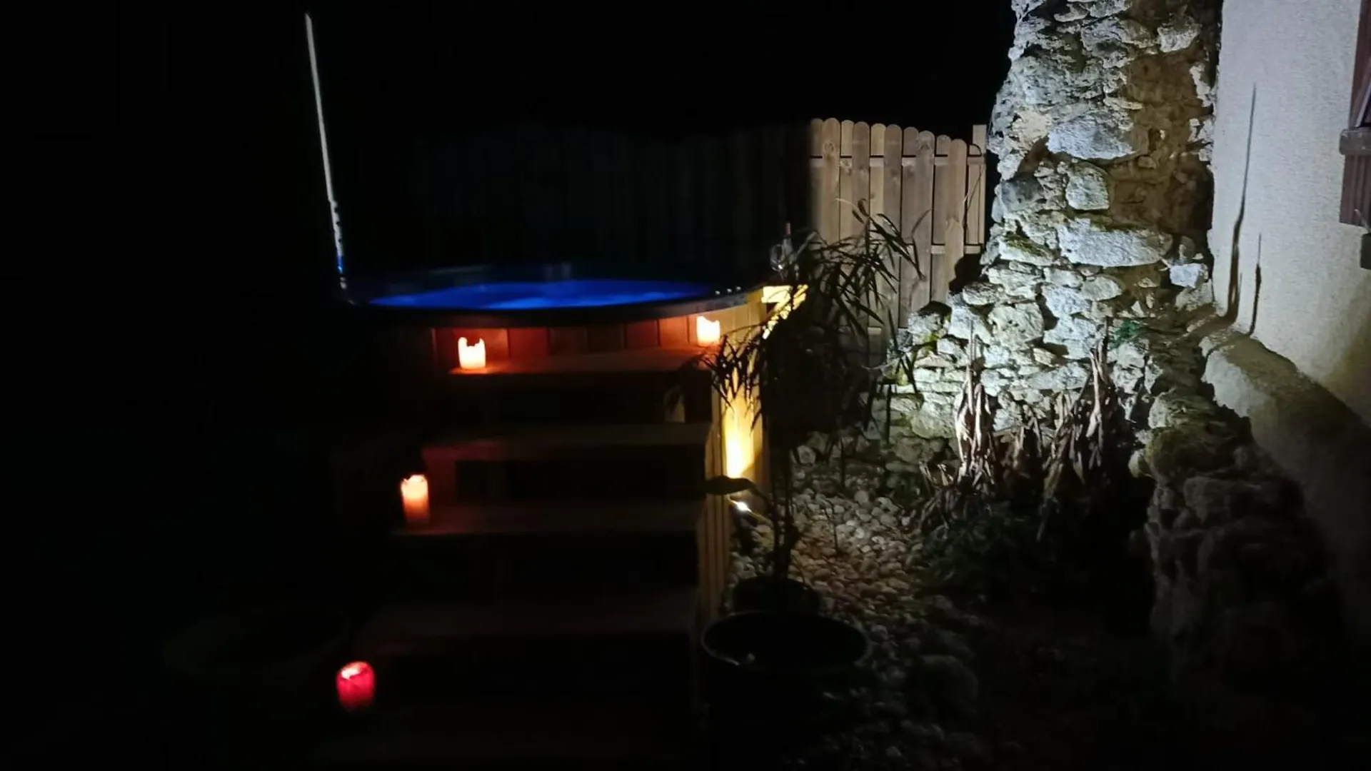 Le Grand Castillon - Gite Peche Avec 2 Etangs Prives Et Foret Castelnau-d'Auzan