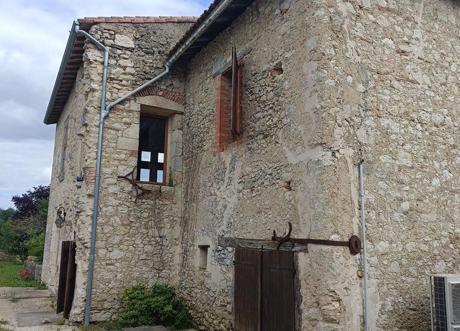 Le Grand Castillon - Gite Peche Avec 2 Etangs Prives, Foret Et Jacuzzi Castelnau-d'Auzan France